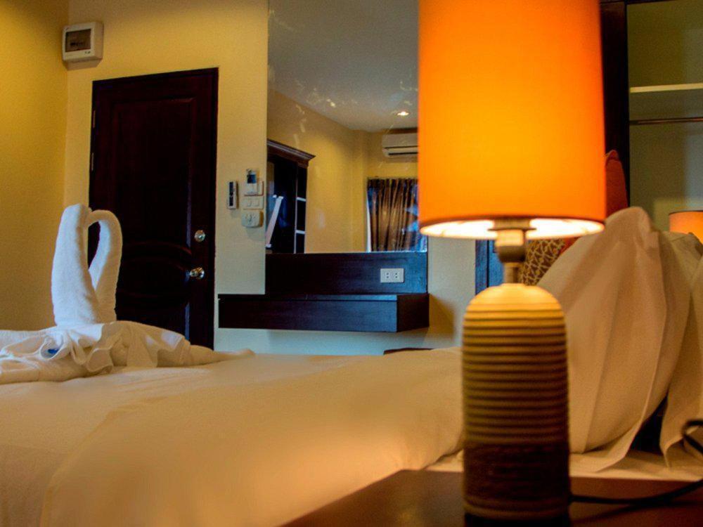 Lucky Inn Residency Pattaya Buitenkant foto